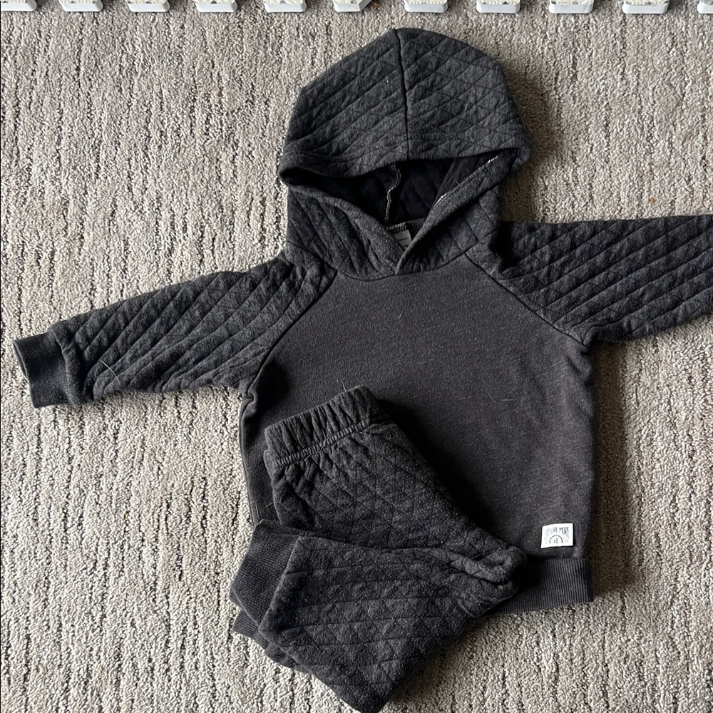 Carter's Black Quilted Kids Matching Set